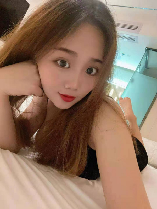 天河岗顶小阿娇